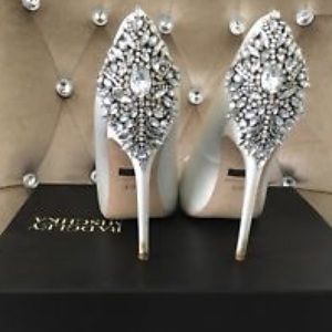 Badgley Mischka Kiara Silver crystal heel